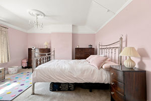 Photo 32- click for photo gallery
